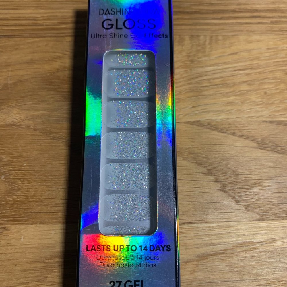 Dashing Diva Gel Nail Strips - Sparking Spritz